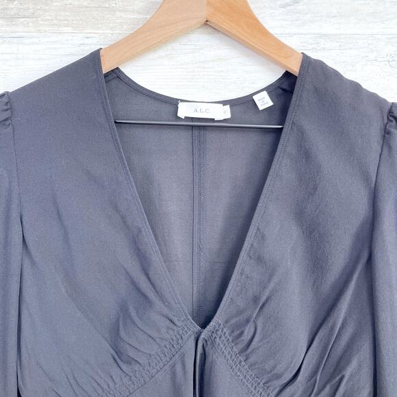 A.L.C. 100% Silk Crepe Tulip Hem Peplum Blouse Black Semi Sheer V Neck Womens 6 - Picture 2 of 9